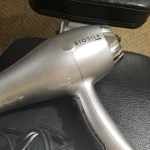 Hairdryer